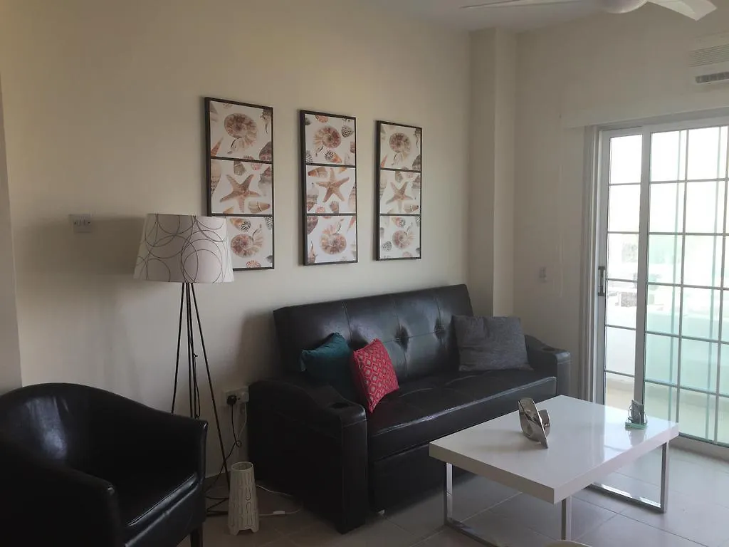 Apartment Mary Larnaca 0*,