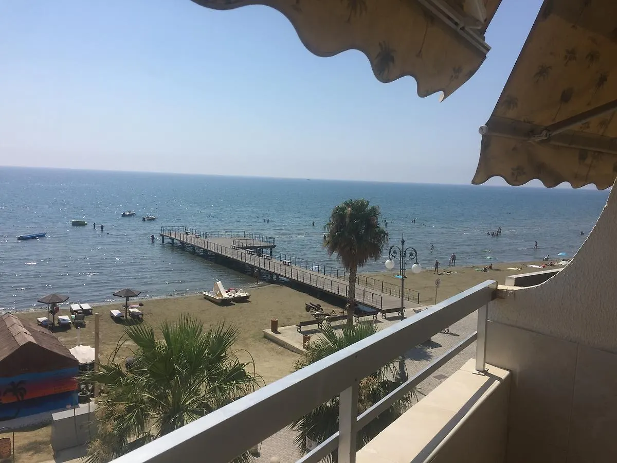 Apartment Mary Larnaca